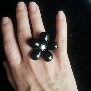 Premier designs black flower incentives ring